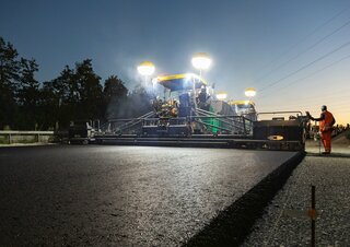 Extendedoras asfálticas sobre orugas Vögele Super 3000-3i