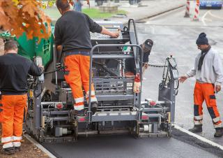 Extendedoras asfálticas sobre orugas Vögele Super 700i