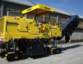 Extendedoras asfálticas sobre orugas Bomag BM 1200/30