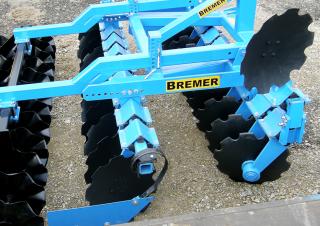 Gradas de disco -gancho Bremer Powerdisk 251