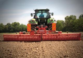 Gradas rotantes Maschio Aquila 6000