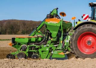 Gradas rotantes Amazone KE 3002-240