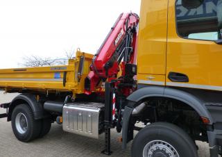 Grúas de carga hidráulicas MKG HLK 138 HP a4