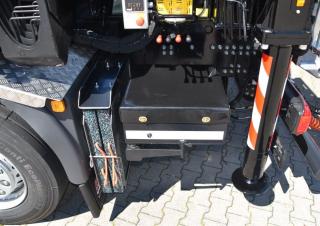 Grúas de carga hidráulicas MKG HLK 531 HP a4