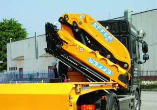 Grúas de carga hidráulicas Effer 455 7S