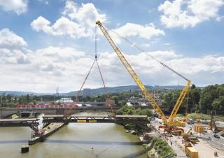 Grúas móviles - Pluma de celosía Liebherr LG 1750