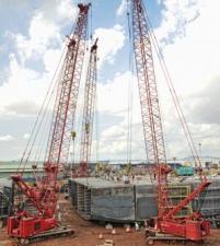 Grúas sobre orugas - Pluma de celosía Manitowoc 999