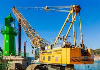 Grúas sobre orugas - Pluma de celosía Liebherr HS 8070