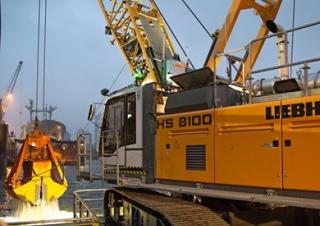Grúas sobre orugas - Pluma de celosía Liebherr HS 8100