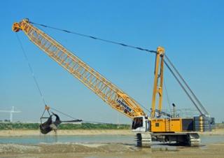 Grúas sobre orugas - Pluma de celosía Liebherr HS 895 HD