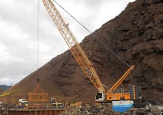 Grúas sobre orugas - Pluma de celosía Liebherr LR 1200