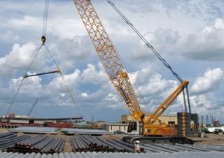 Grúas sobre orugas - Pluma de celosía Liebherr LR 1200