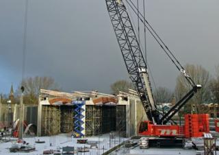 Grúas sobre orugas - Pluma de celosía Liebherr LR 1200