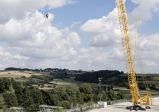 Grúas sobre orugas - Pluma de celosía Liebherr LR 1500