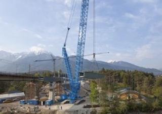 Grúas sobre orugas - Pluma de celosía Liebherr LR 1600/2