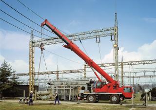 Grúas todo terreno Liebherr LTM 1040-2.1 