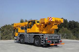 Grúas todo terreno Liebherr LTM 1040-2.1 