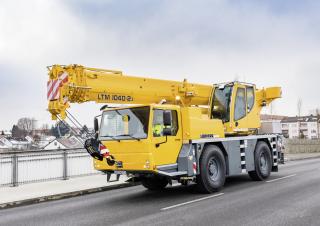 Grúas todo terreno Liebherr LTM 1040-2.1 