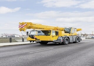 Grúas todo terreno Liebherr LTM 1040-2.1 