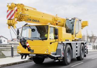 Grúas todo terreno Liebherr LTM 1040-2.1 
