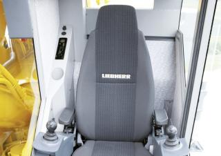 Grúas todo terreno Liebherr LTM 1040-2.1 