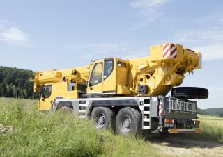 Grúas todo terreno Liebherr LTM 1050-3.1 