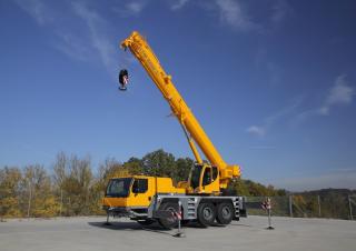 Grúas todo terreno Liebherr LTM 1050-3.1 