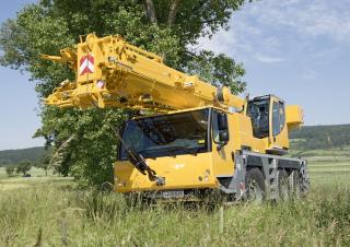 Grúas todo terreno Liebherr LTM 1050-3.1 