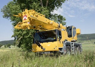 Grúas todo terreno Liebherr LTM 1050-3.1 