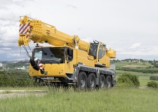 Grúas todo terreno Liebherr LTM 1070-4.2 