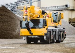 Grúas todo terreno Liebherr LTM 1090-4.2 