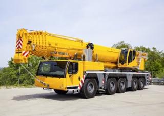 Grúas todo terreno Liebherr LTM 1250-5.1 
