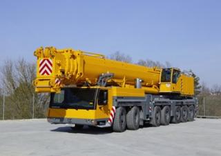 Grúas todo terreno Liebherr LTM 1400-7.1 
