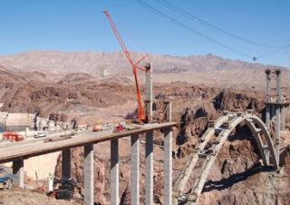 Grúas todo terreno Liebherr LTM 1400-7.1 