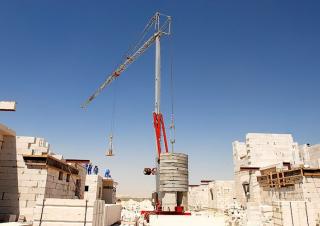 Grúas torre con rotación inferior FM-Gru 724 RBI
