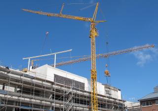 Grúas torre con rotación inferior  sobre vehículo Liebherr MK 88