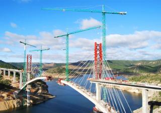 Grúas torre con rotación superior Jaso J260N.A