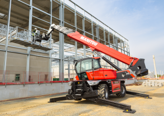 Manipuladoras telescópicas con vehículo superpuesto Manitou MRT-X 3060