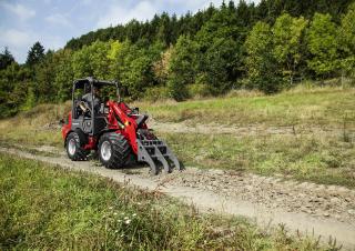 Mini cargador frontal Weidemann 1380