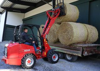 Mini cargador frontal Schäffer 2345
