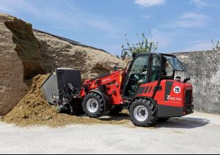 Mini cargador frontal Schäffer 4670 T-3