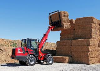 Mini cargador frontal Schäffer 5680 T-3