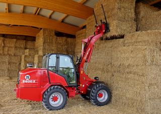 Mini cargador frontal Schäffer 8600 Z