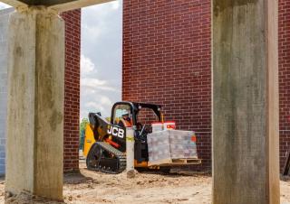 Minicargadoras JCB 215T