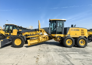 Motoniveladoras XCMG GR2205AT