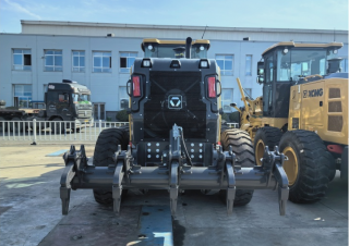 Motoniveladoras XCMG GR2405T