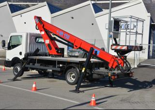 Plataformas telescópicas Plataformas telescópicas sobre camión CTE B-Lift 150 Pro