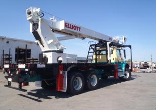 Plataformas telescópicas Plataformas telescópicas sobre camión Elliott Equipment H90R HiReach