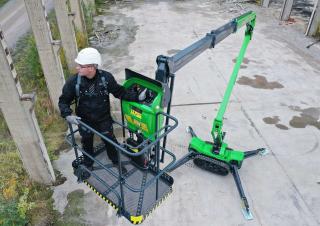 Plataformas elevadoras articuladas Plataformas articuladas de orugas Avant Tecno Leguan 225 