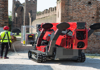 Plataformas elevadoras articuladas Plataformas articuladas de orugas Hinowa Lightlift 33.17 Performance IIIS